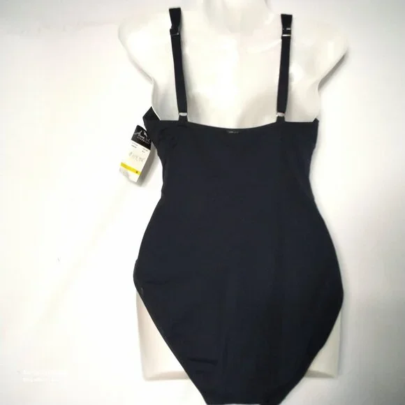 Anne Cole Signature 1 Pc. Black W/Silver O-Ring Front Maillot Swimsuit NWT Med - Picture 6 of 7